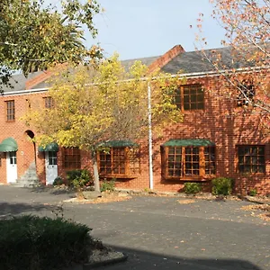 http://apartments-at-woolmers.top-hotels-hobart.com